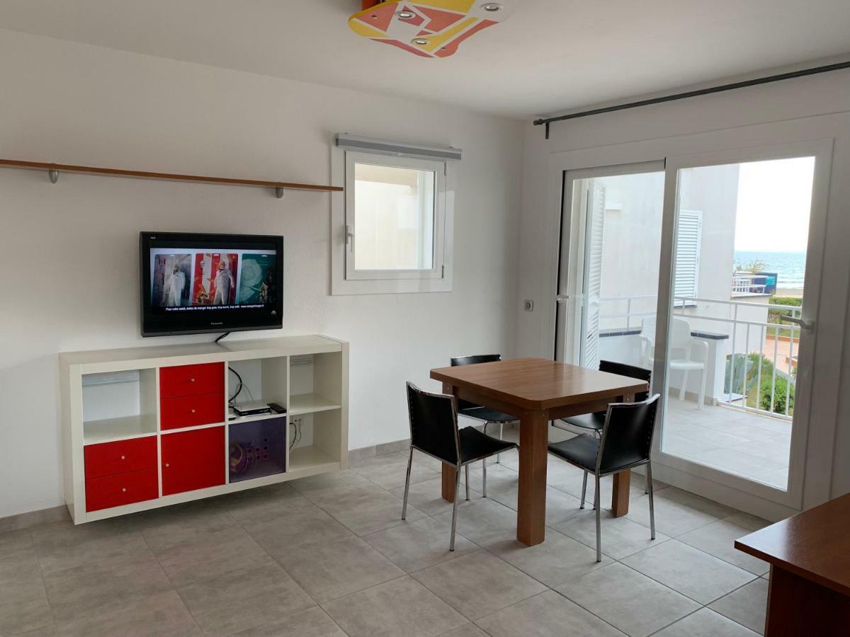 Residencia Platja De Roses Apartment Екстериор снимка